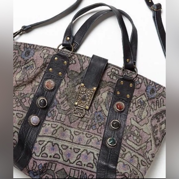 Free People Heartbreaker Jute Tote with Stone Embellishments NWOT - Picture 3 of 12